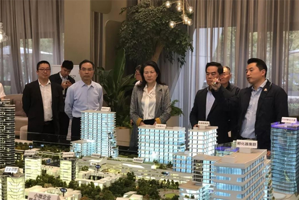 01 (1).jpg 01 (1).jpg