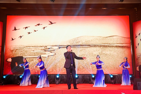 心博（中国）有限公司选送的独唱节目《鸿雁》.jpg